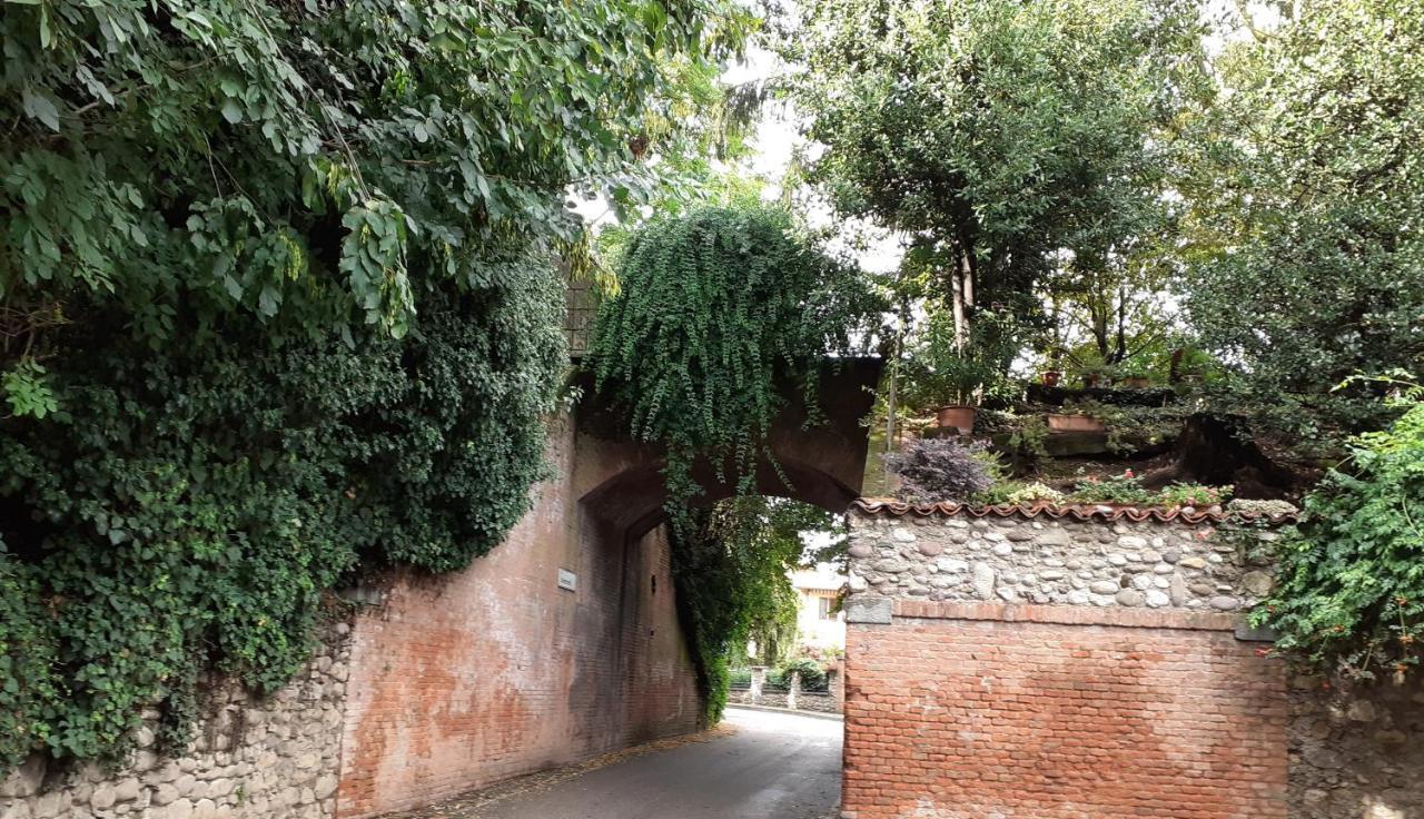 Vicolo Del Nido B&B Paderno Franciacorta Экстерьер фото